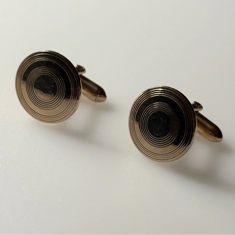 Vintage Estate Cufflinks Cuff links SWANK Men Round Gold Tone